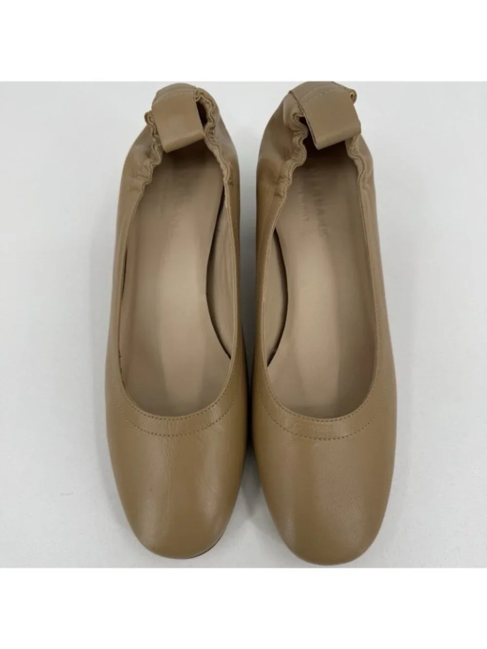 Everlane Italian Leather Day Heel Light Taupe 6.5 Women's Elastic Back Comfort